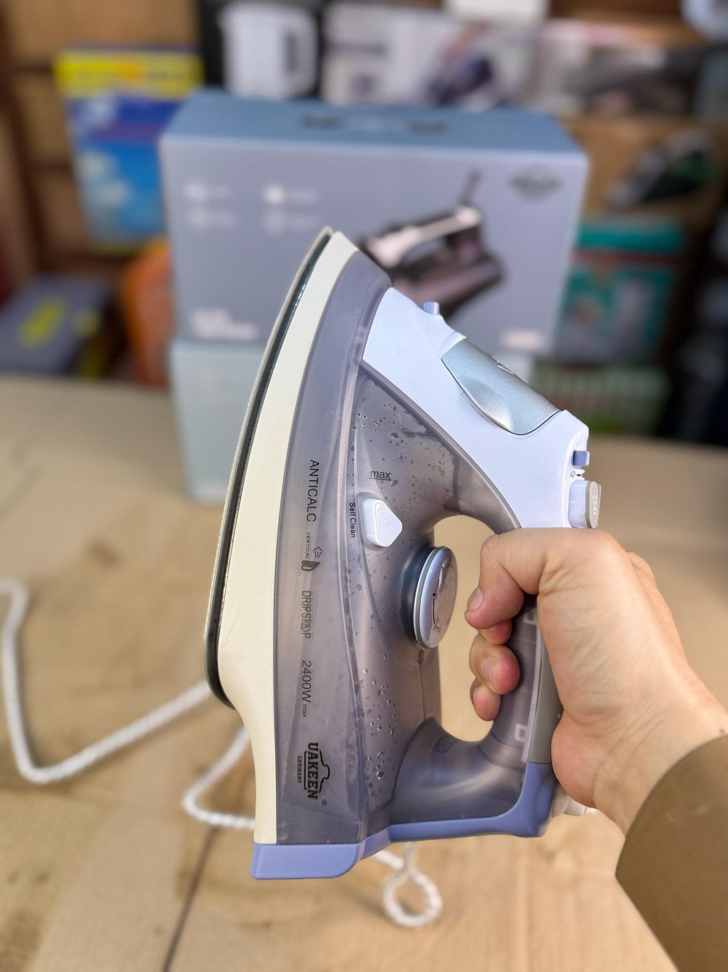 Uakeen Germany Steam Iron